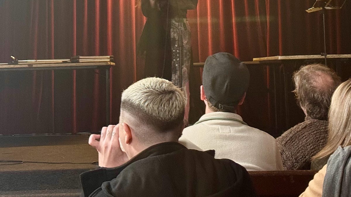 Thumbnail of everyone should start a blog (yes, including you)