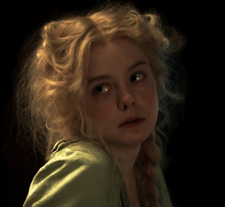 Thumbnail of Pin by gagamulch magdich on Pins von dir in 2025 | Portrait, Elle fanning, Pretty eyes