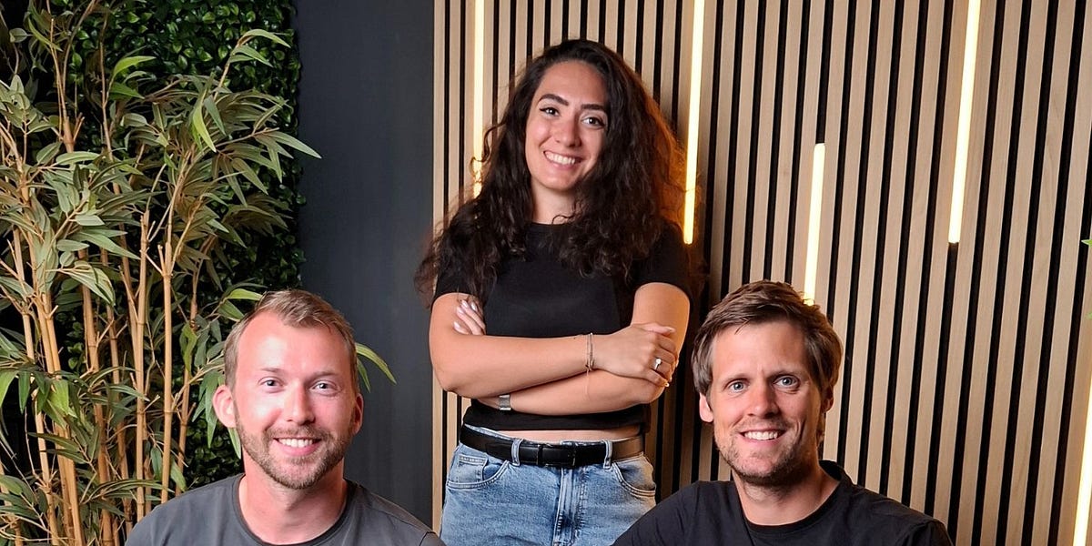 Thumbnail of 365 Lessons We Learned in Our First Year on Substack