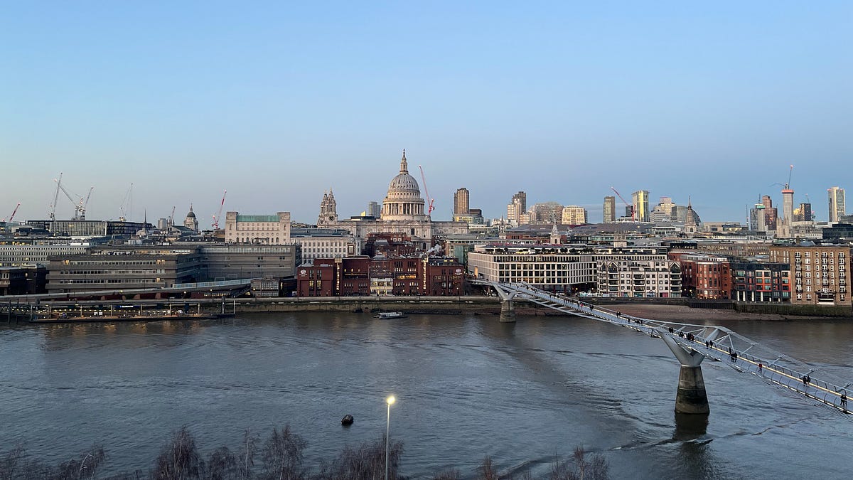 Thumbnail of light / clarity / avocado salad in the morning