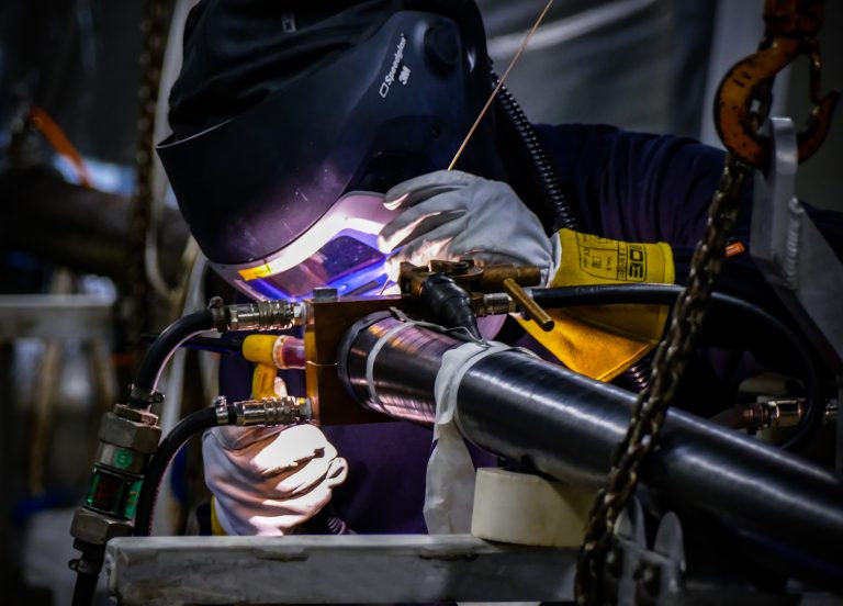 Thumbnail of How is subsea cable repaired?