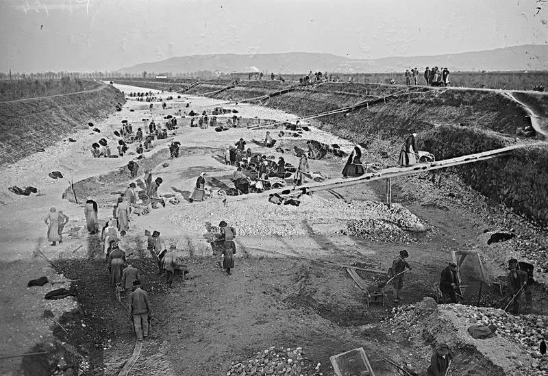 Thumbnail of Welcome, ghosts