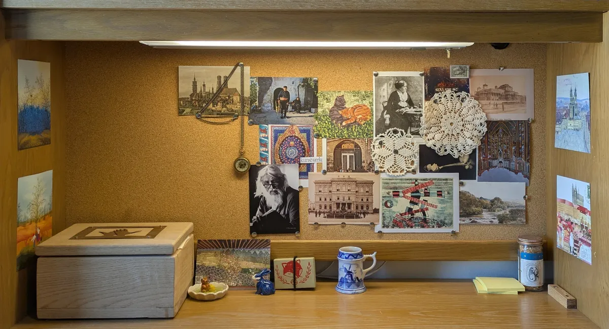 Thumbnail of Art gallery for human art