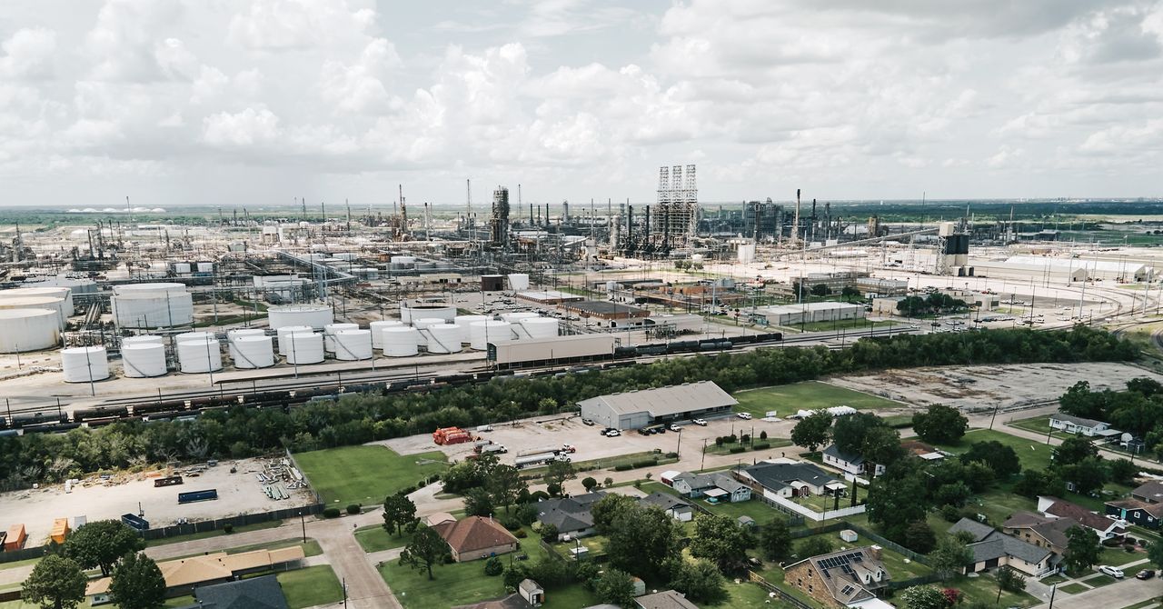 Thumbnail of The Big Business of Burying Carbon