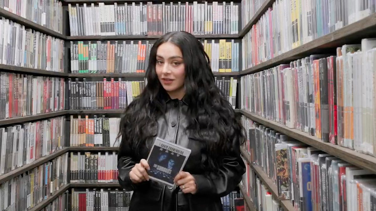 Thumbnail of idle gaze 076: archive-futurism