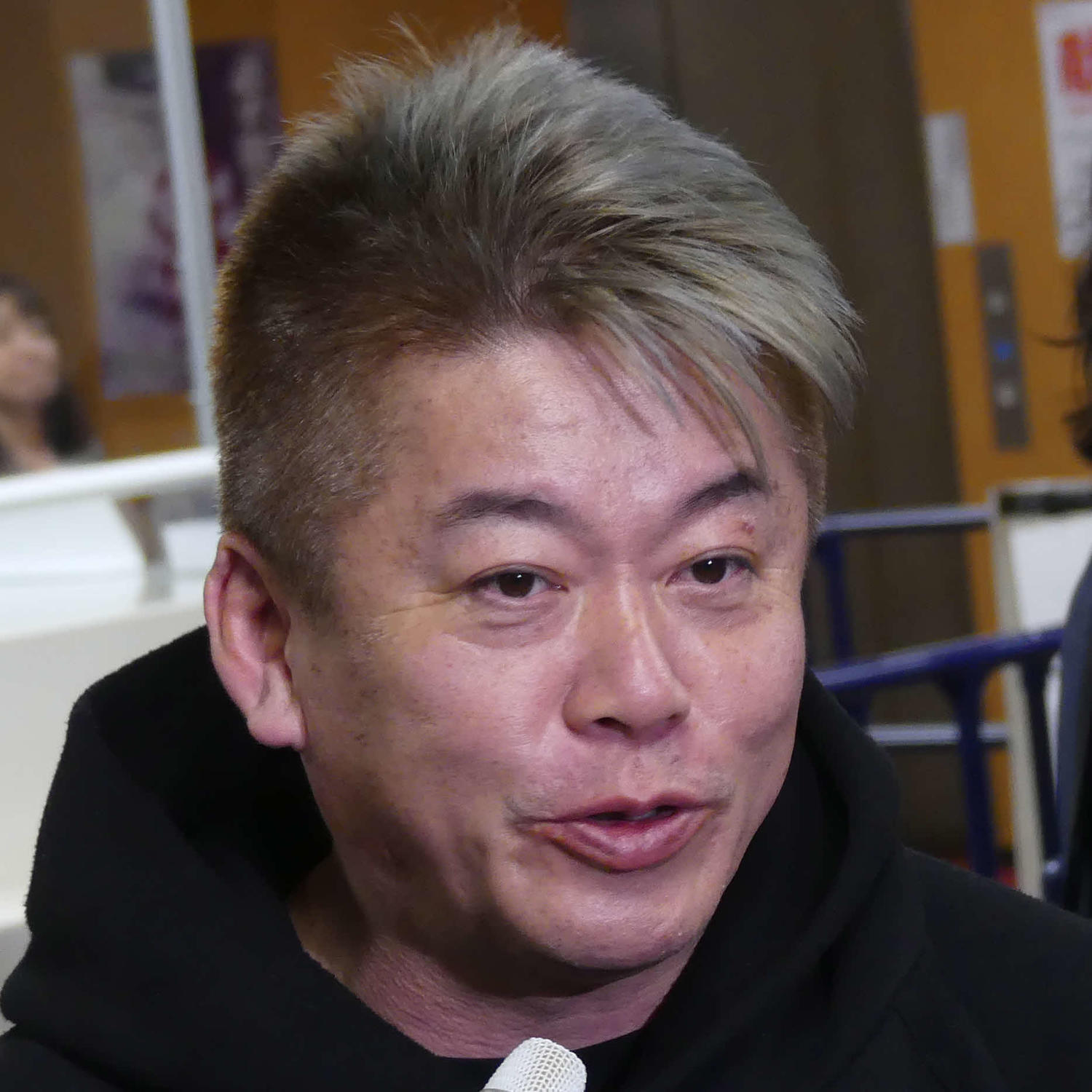 Thumbnail of 堀江貴文氏、炎上ストリートピアノ騒動に“たった５文字”で反応しＸ賛同多数（日刊スポーツ） - Yahoo!ニュース