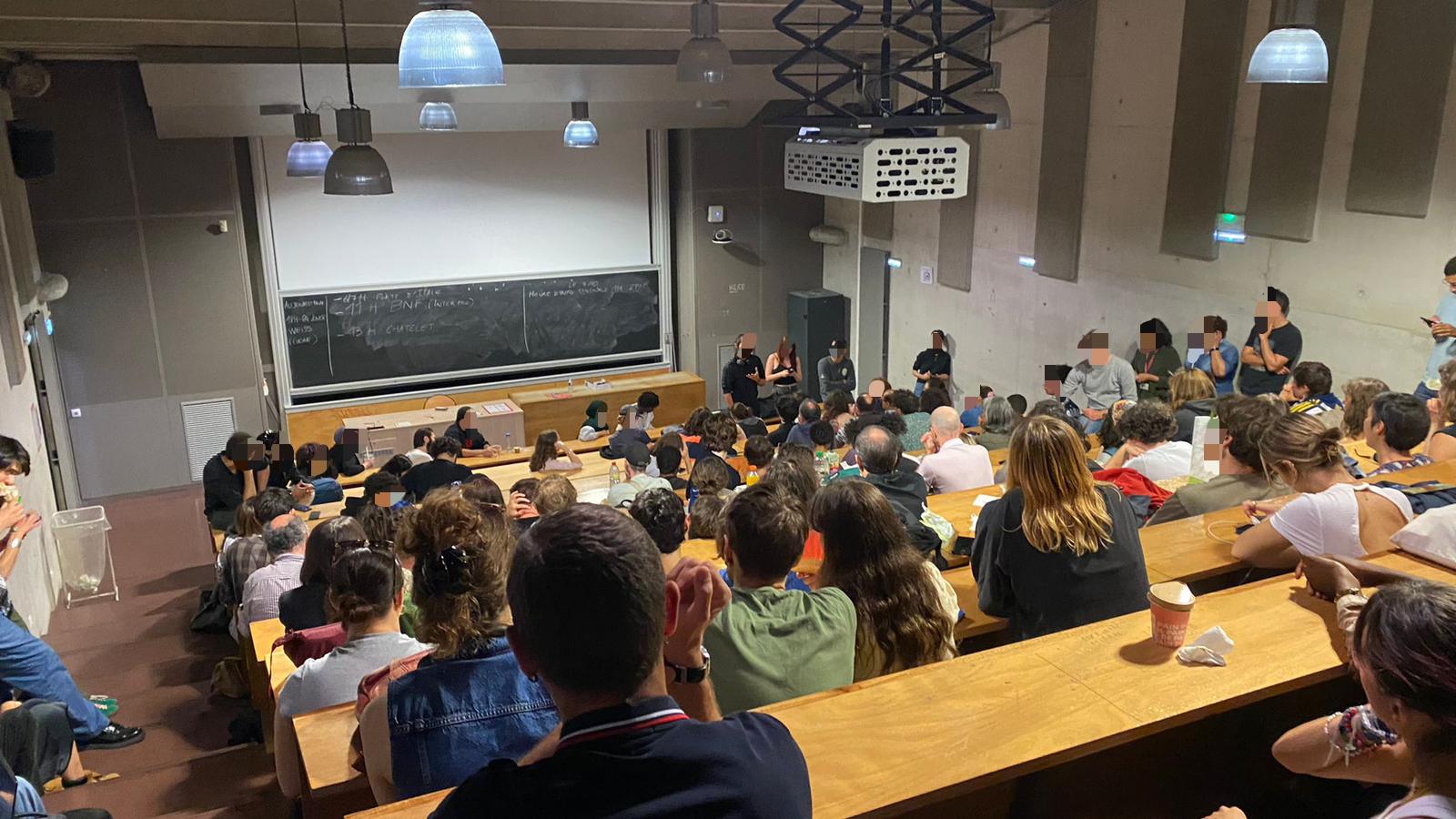 Thumbnail of Plus de 250 personnes en AG : l'Université Paris-Cité rentre dans le mouvementdu10septembre
