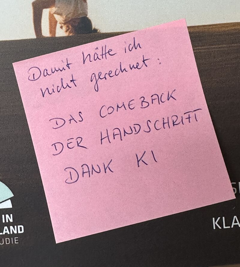 Thumbnail of Plötzlich zählt wieder, wie schön Jugendliche schreiben. | Simon Schnetzer