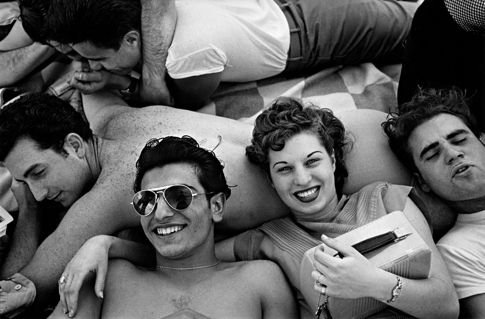 Thumbnail of harold feinstein coney island - Google Search