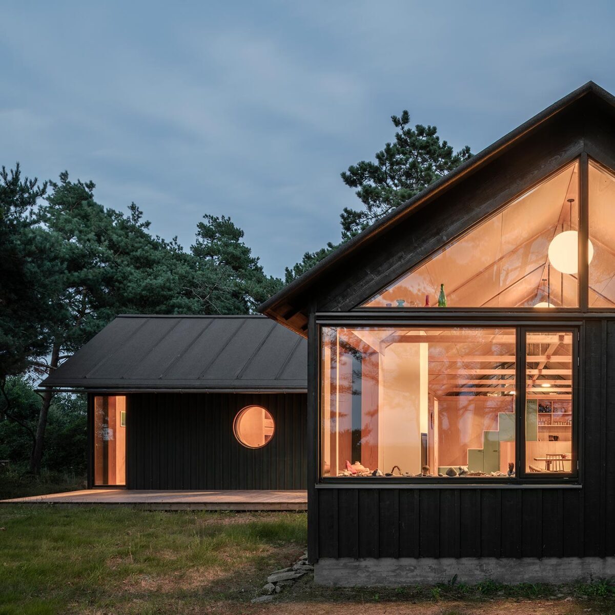 Thumbnail of Huset mellem træerne - PETER KJÆR ARKITEKTER